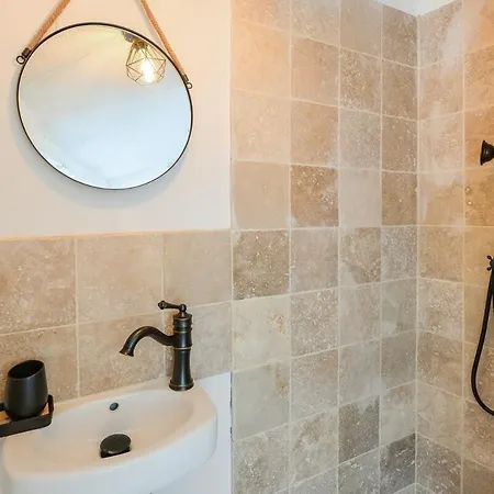 Superbe Paul De Vence 4p Apartment *